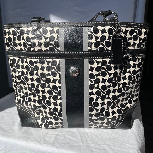 Coach Chelsea Signature Heritage Black and White Tote - Picture 1 of 5